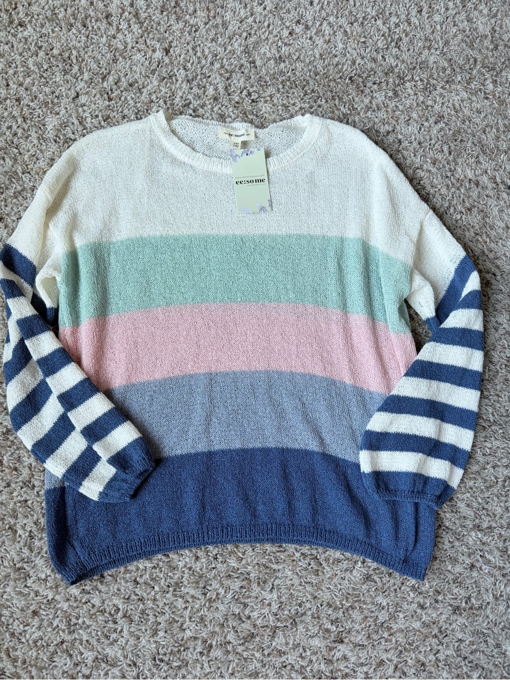 Light weight sweater